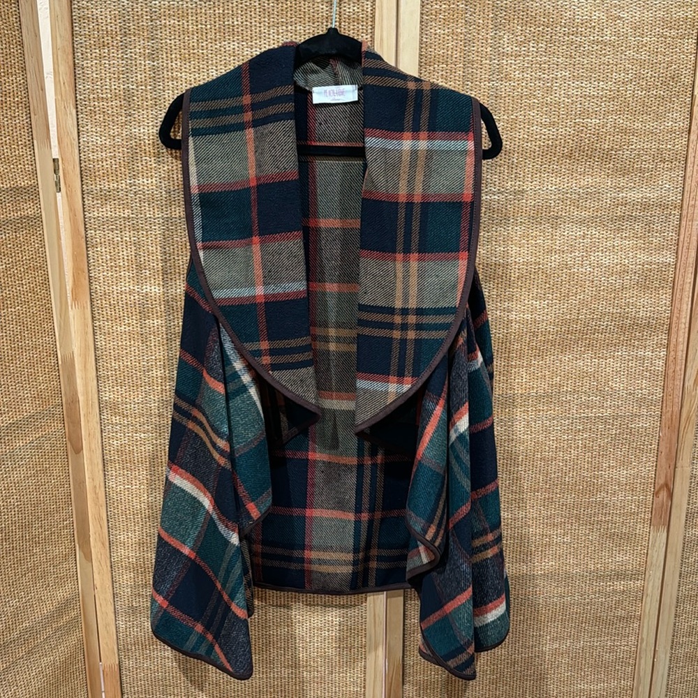 Peach Love California Plaid Vest - Multicolor